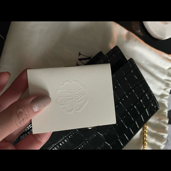 [SOLD] Authentic Alexander McQueen croc leather crossbody - Picture 2 of 7